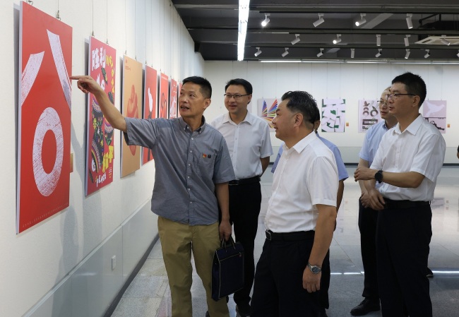 国产精品永久久久久久久久久|91精品无码国产在线观看一区|久久人爽爽人爽爽ąV无码自慰|最新无码国模国产在线|2020最新无码国产在线观看：“爱和平·铭记历史”纪念中国人民抗日战争暨世界反法西斯战争胜利80周年全国主题创意活动展举办